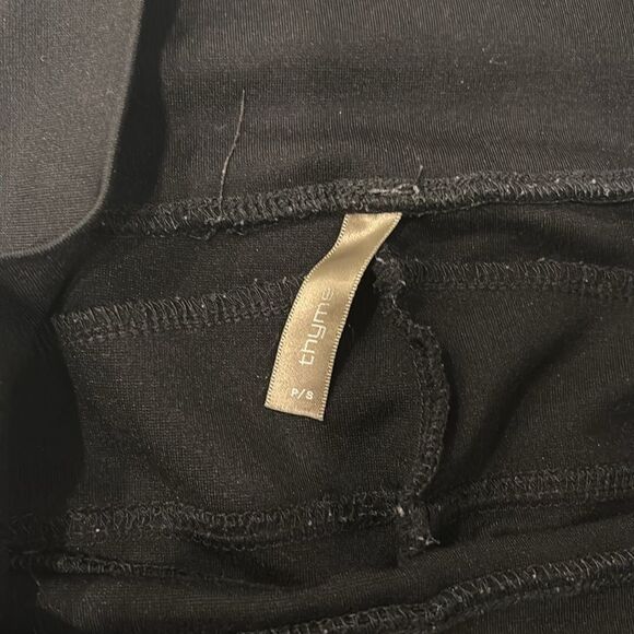 Maternity thyme pants size small - Picture 4 of 6